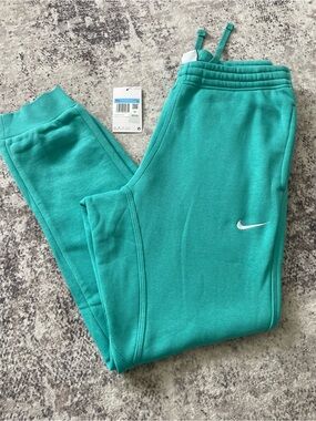 Men’s Nike teal color sweatpants joggers size M new